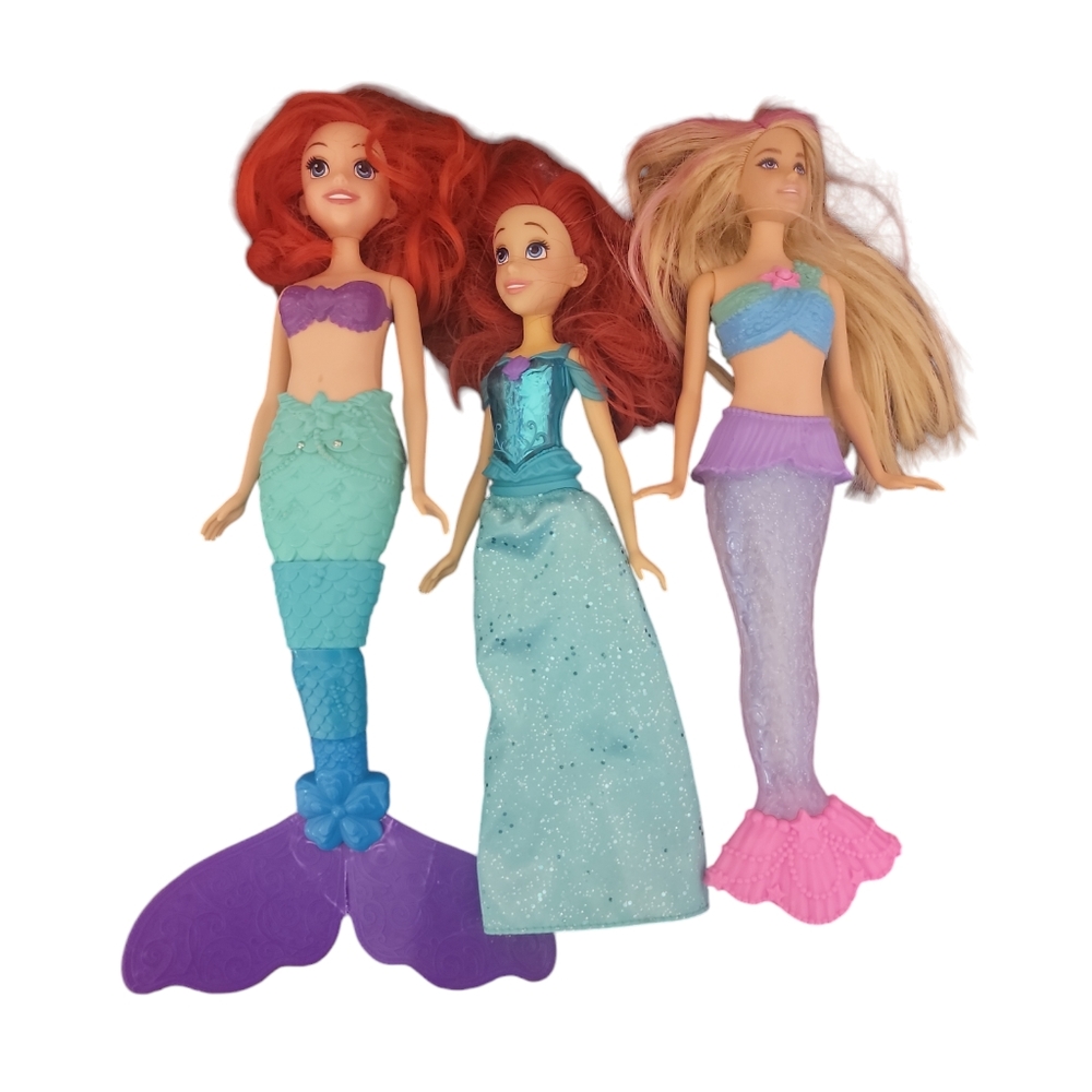 Barbie Used Lot of 3 Dolls Playing Dolls